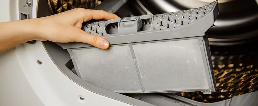 Signs Of A Clogged Dryer Lint Trap in Pinecrest, Florida
